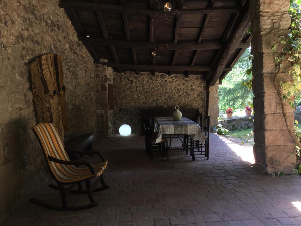 Mas Pardas Santa Pau Exterior photo